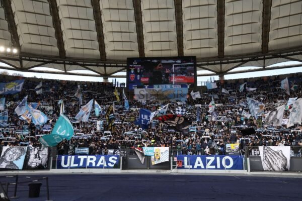 Lazio, la scelta della Nord tra finale e derby