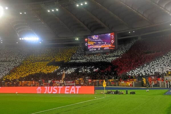 Derby, la Roma appoggia i tifosi con un comunicato